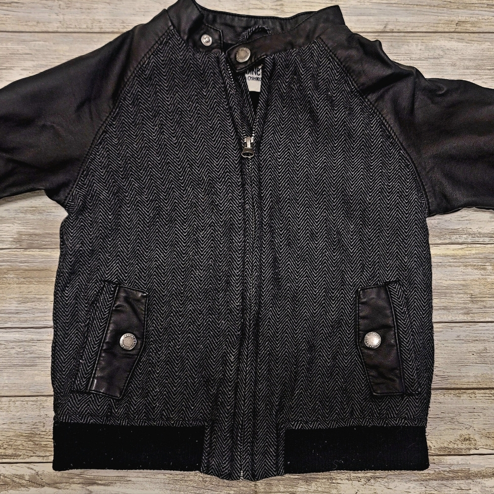 Boys jacket size 5T